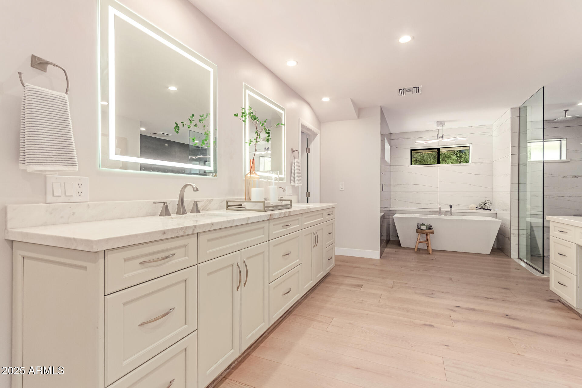 3301 East Rovey Avenue Paradise Valley, AZ 85253 - Photo 37 of 103 37 - Rovey