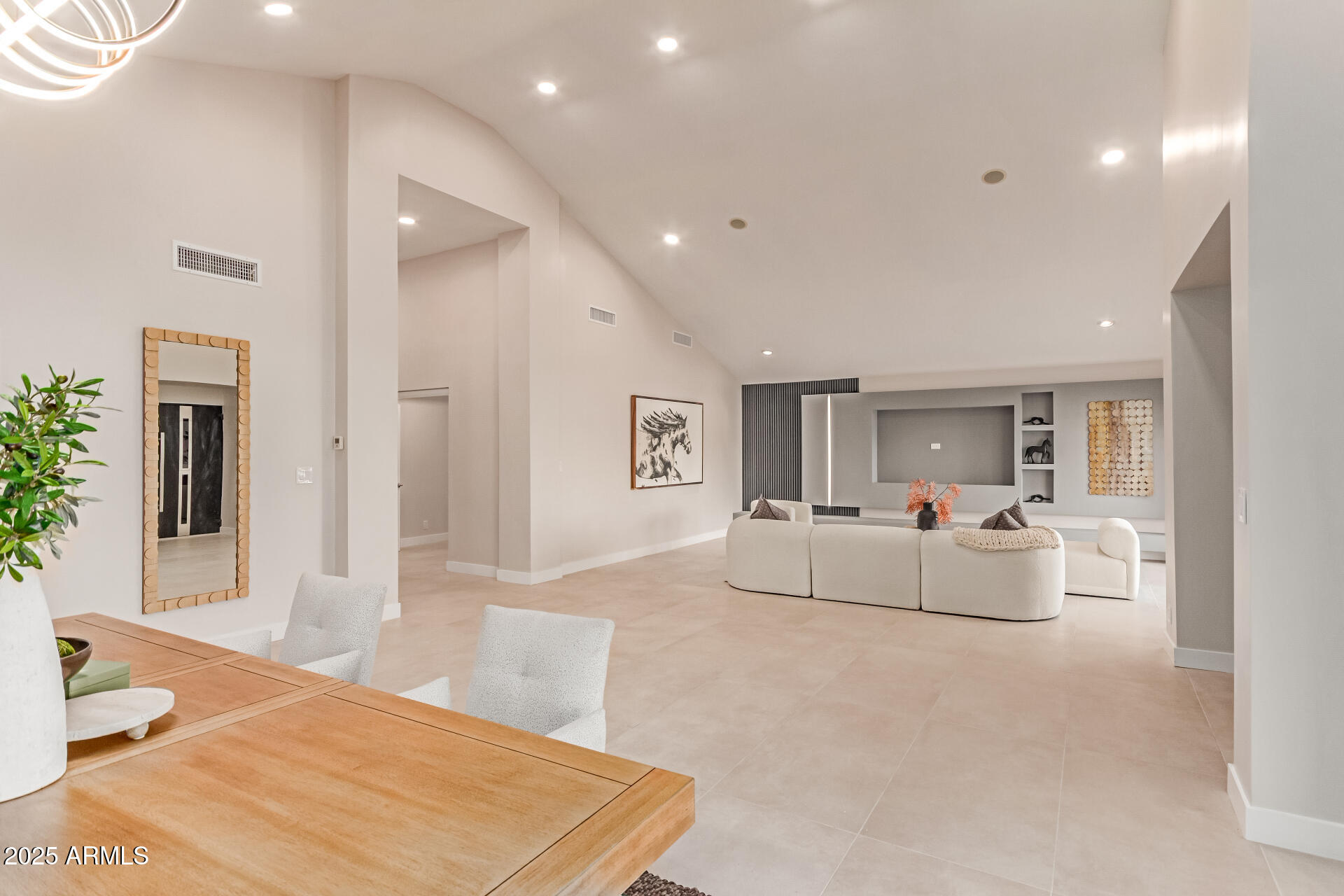 3301 East Rovey Avenue Paradise Valley, AZ 85253 - Photo 10 of 103 10 - Rovey