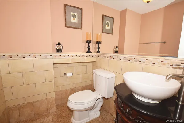 $1,390,000 | 207-22 Jordan Drive, Unit 93U | Bay Terrace