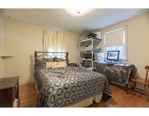 10 Violet Road Burlington, MA 01803 - Photo 8 of 16 Gallery Image 8