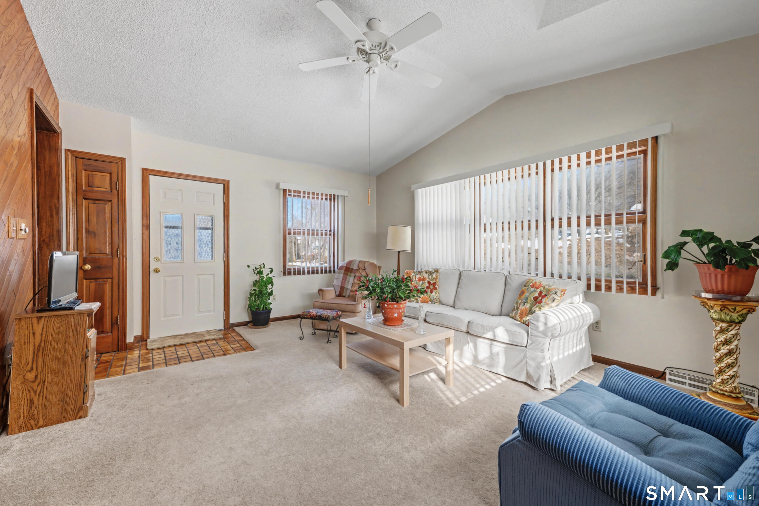 90 Rolling Ridge Road Hamden, CT 06518 - Photo 14 of 36