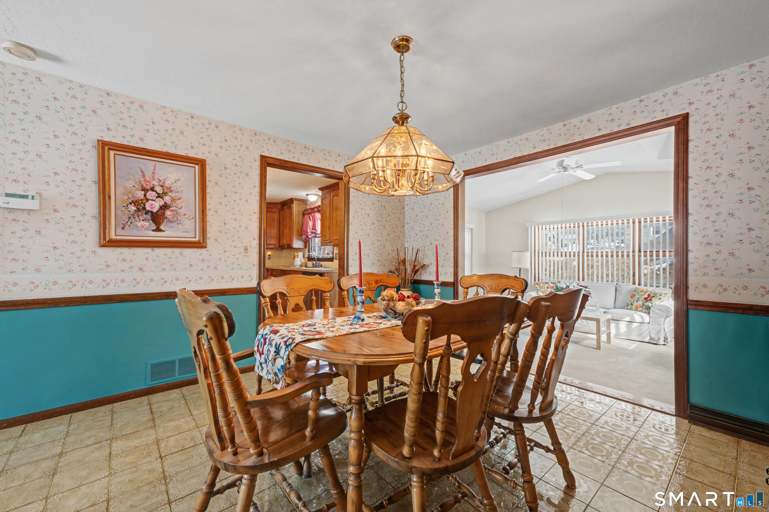 90 Rolling Ridge Road Hamden, CT 06518 - Photo 33 of 36