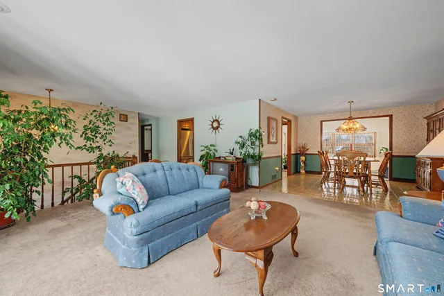 $399,000 | 90 Rolling Ridge Road, Hamden, CT 06518