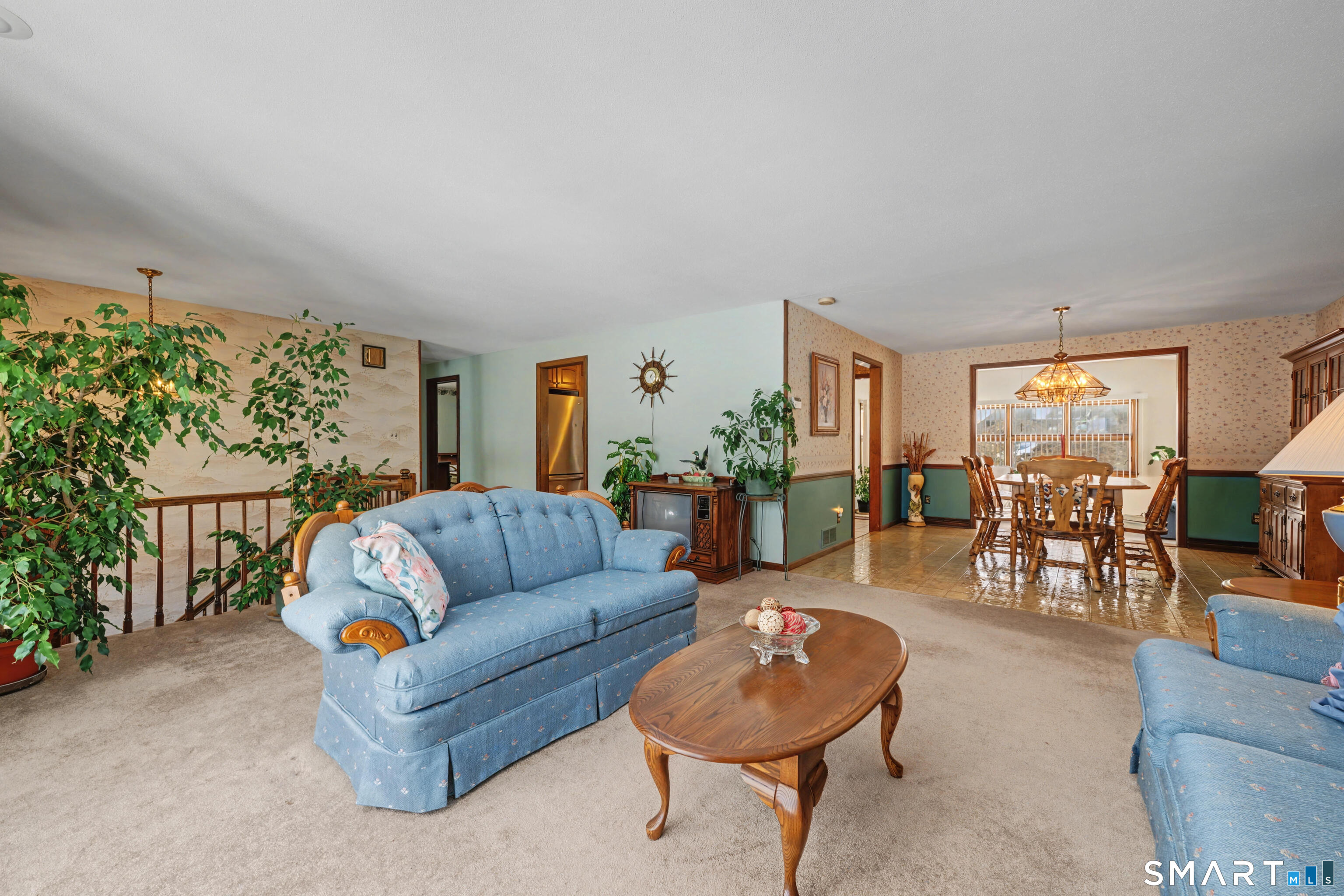 90 Rolling Ridge Road Hamden, CT 06518 - Photo 8 of 36