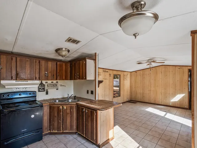 $89,500 | 28 Allen Street, Sopchoppy, FL 32358