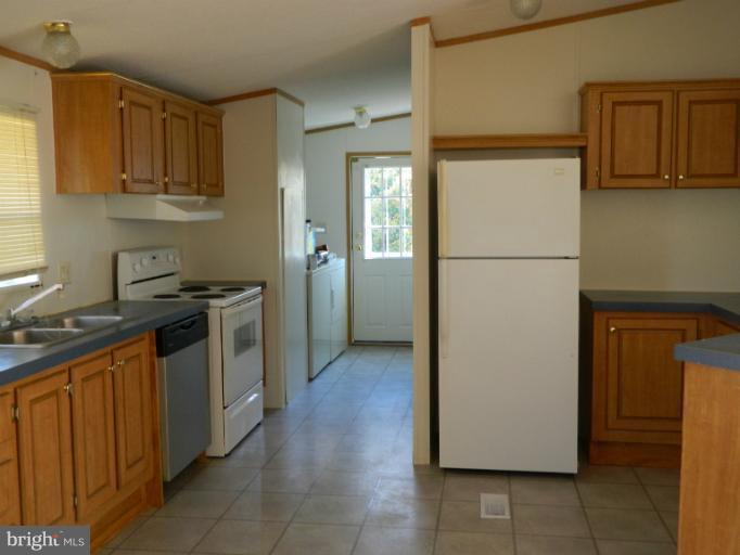 16912 Alcott Road Hagerstown, MD 21740 - Photo 21 of 29 Kitchen