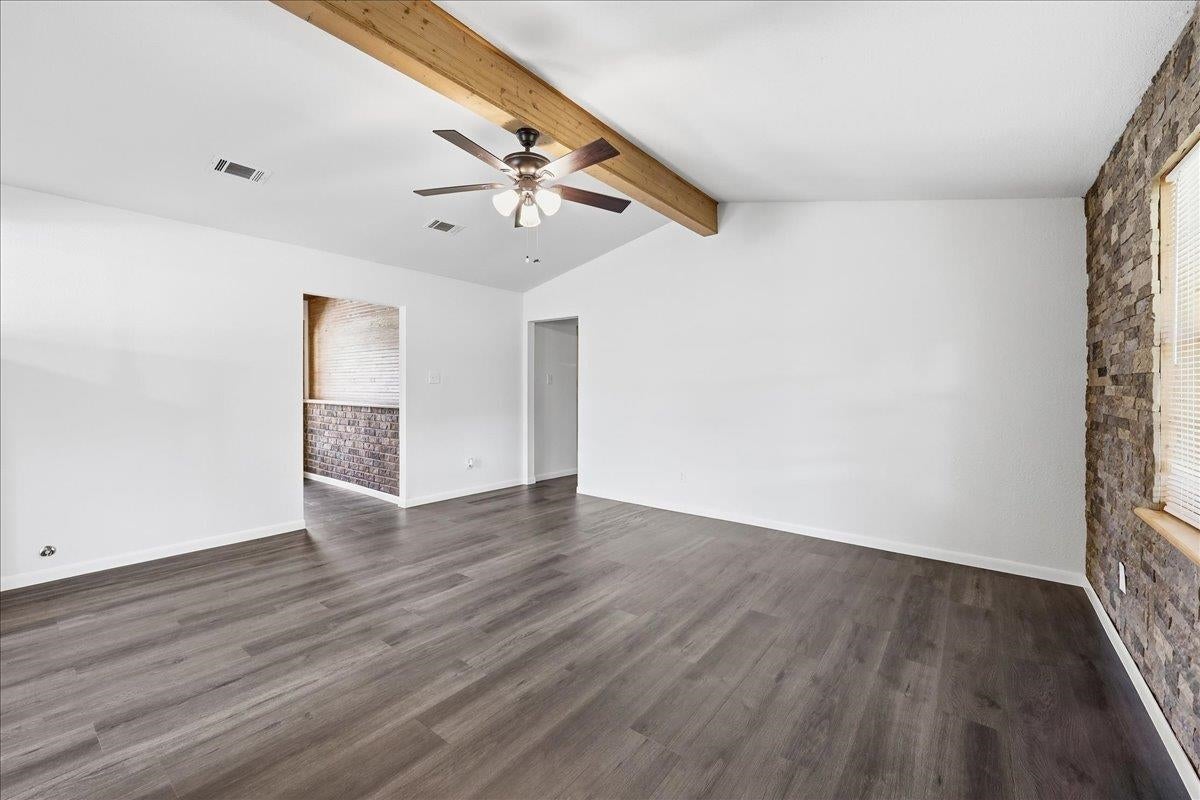 4225 McLean Road Baytown, TX 77521 - Photo 7 of 35 Gallery Image 7