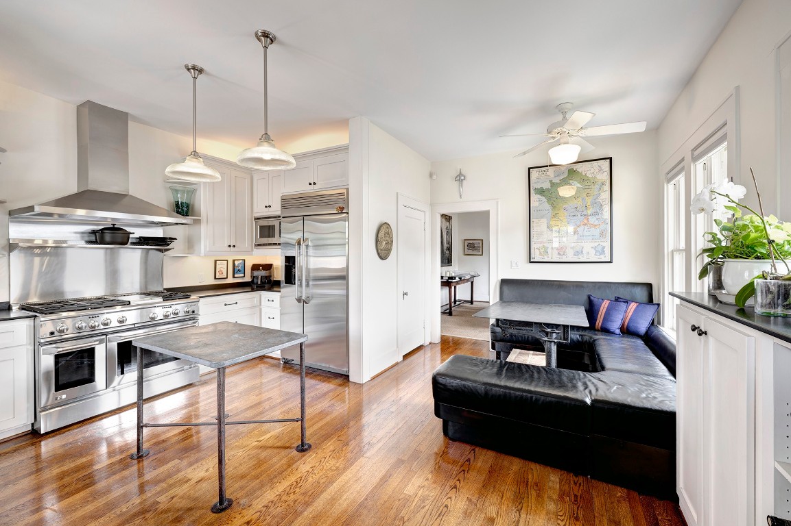 1902 Bolsover Street Houston, TX 77005 - Photo 11 of 27 Another view of the kitchen and breakfast room shows how well these spaces connect.