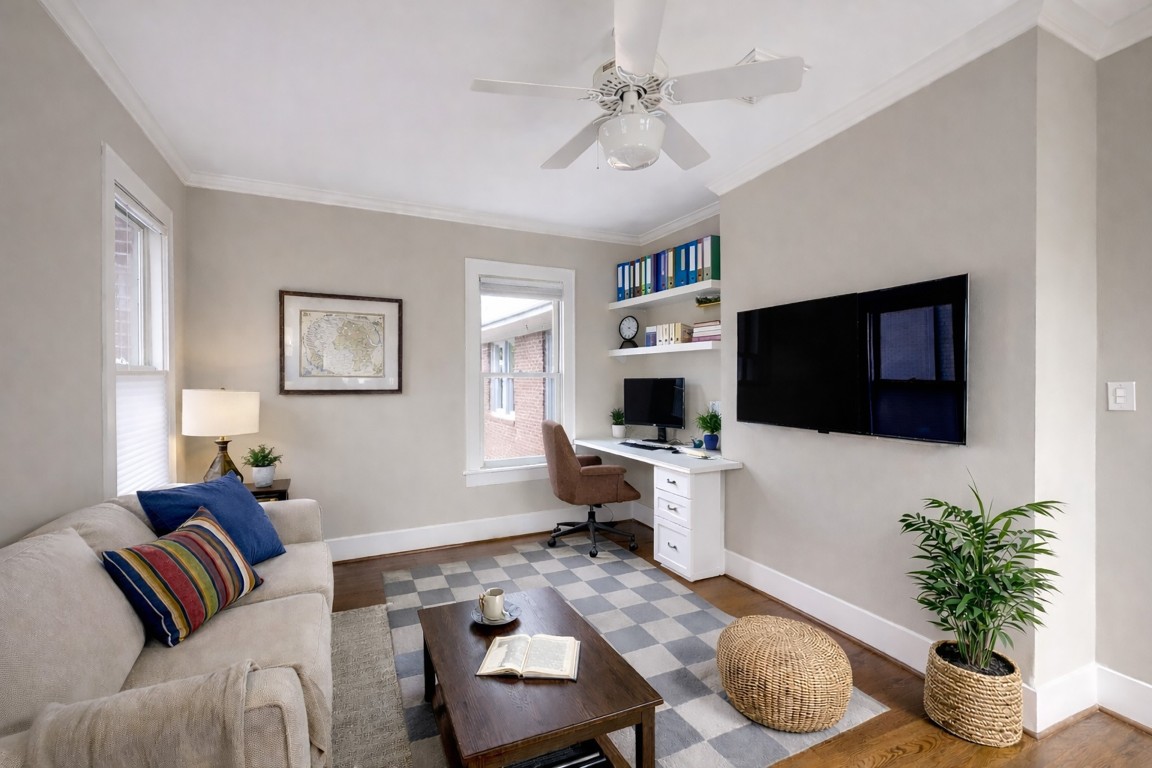 1902 Bolsover Street Houston, TX 77005 - Photo 20 of 27 This secondary bedroom adapts easily for use as a guest room, media room or home office.