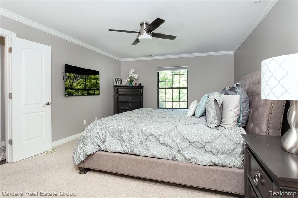 36922 Ridgedale Court Farmington Hills, MI 48331 - Photo 19 of 44