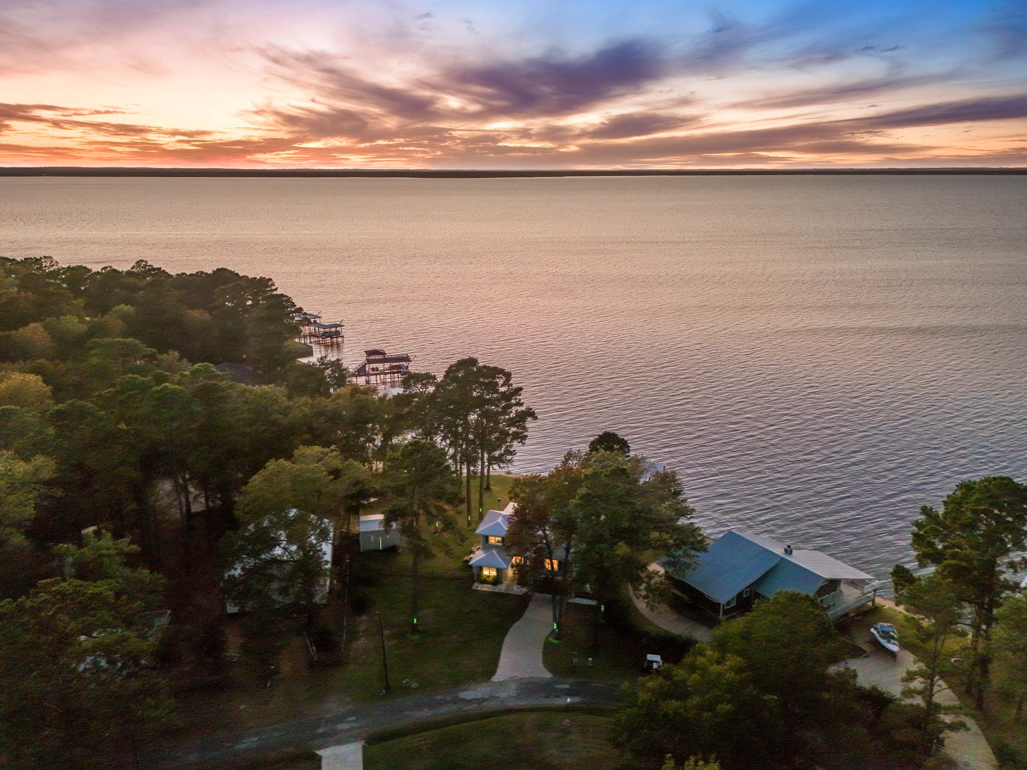 615 Inlet Drive Livingston, TX 77351 - Photo 48 of 50 a view of city and ocean