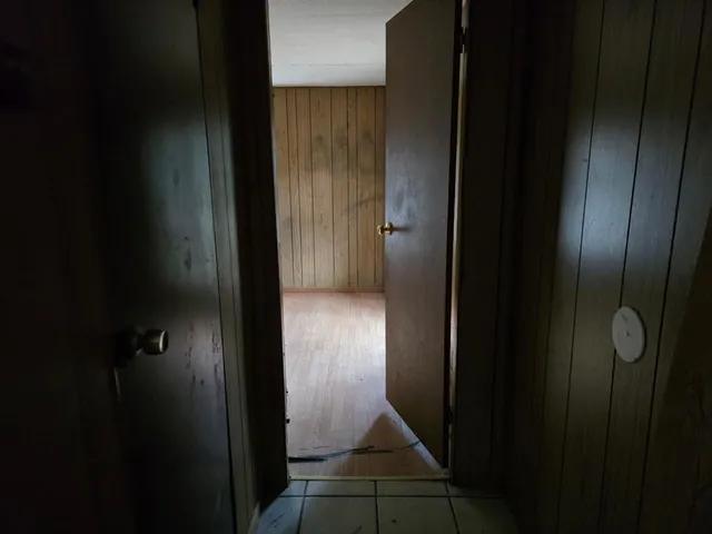 a view of empty room