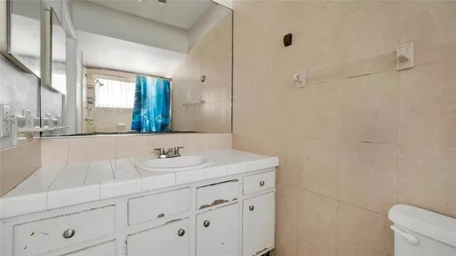 $495,000 | 3700 Northwest 25th Street, Lauderdale Lakes, FL 33311