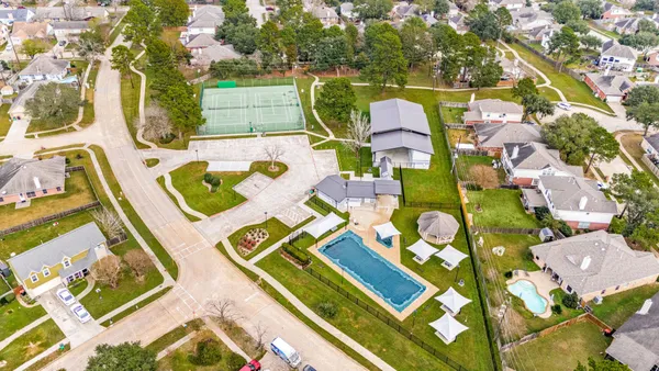 $330,000 | 19226 Crescent Pass Drive, Tomball, TX 77375