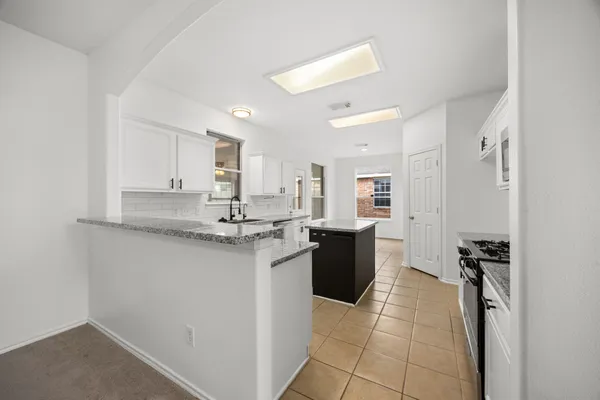 $330,000 | 19226 Crescent Pass Drive, Tomball, TX 77375