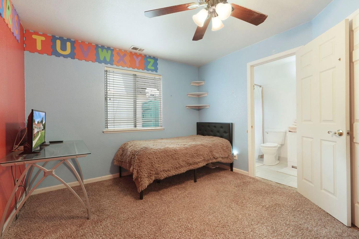 8596 West Samoha Court Thornton, CA 95686 - Photo 15 of 33