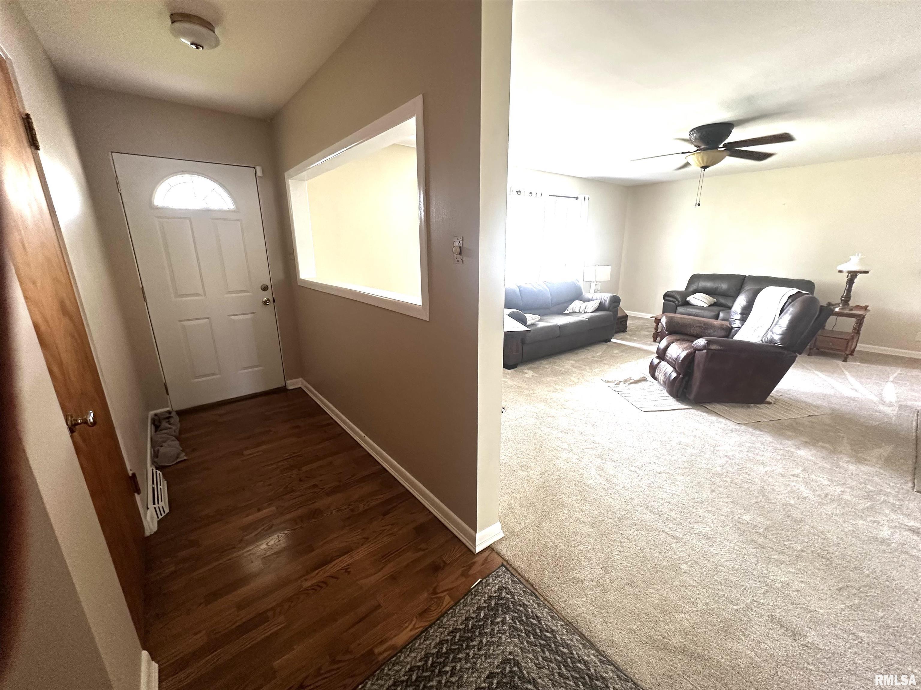 18 Arline Drive Centralia, IL 62801 - Photo 4 of 13