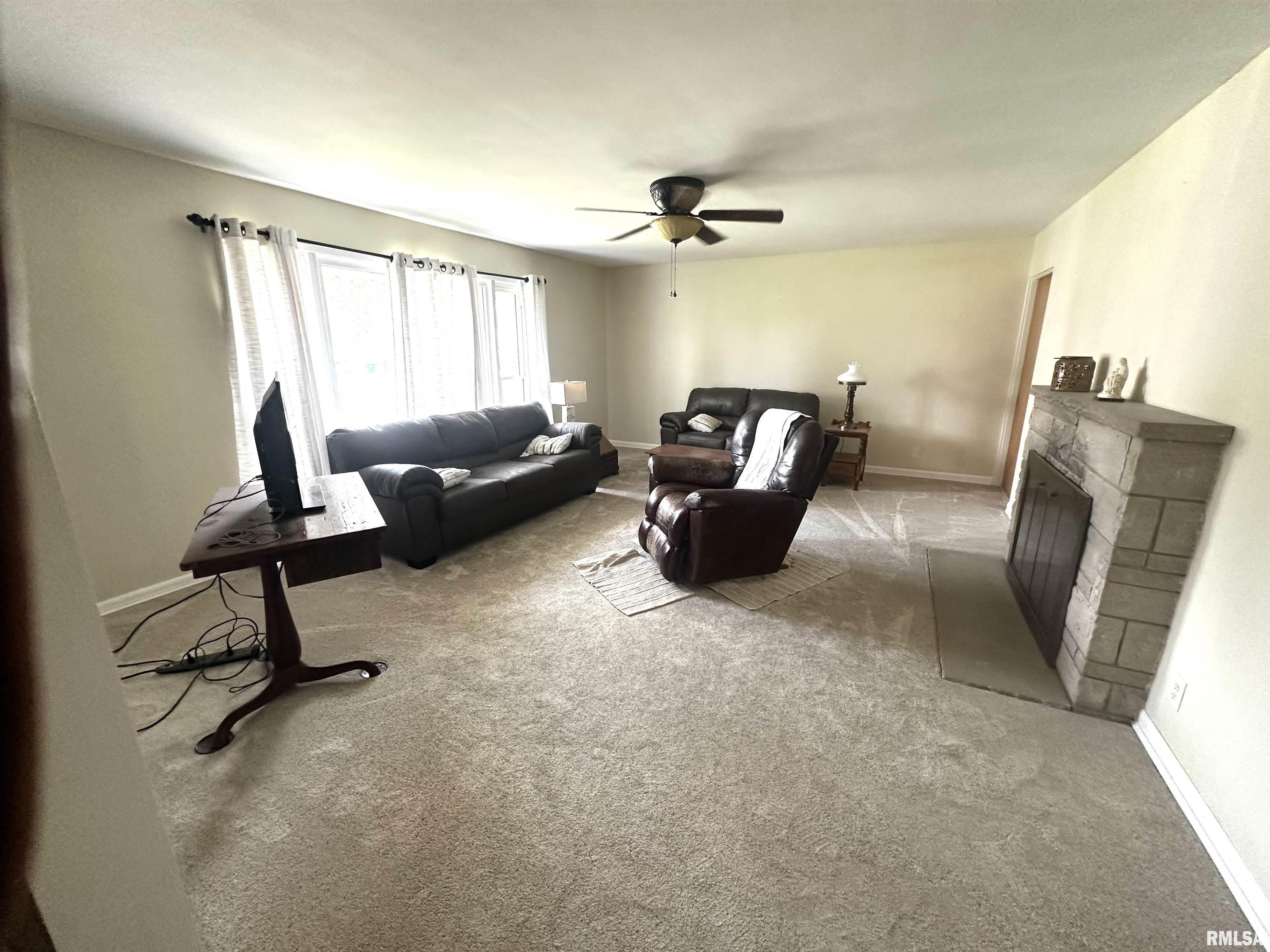 18 Arline Drive Centralia, IL 62801 - Photo 5 of 13