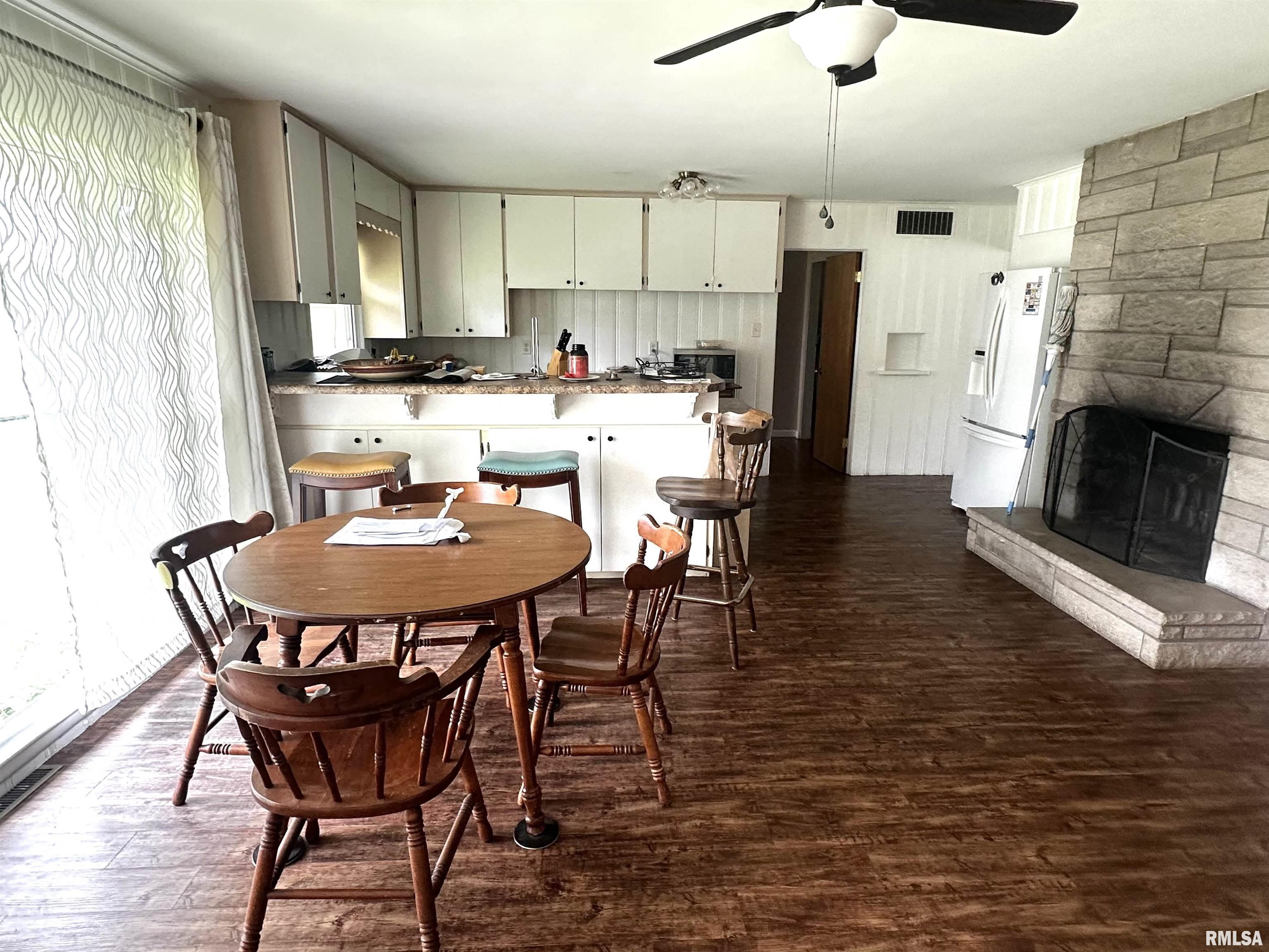 18 Arline Drive Centralia, IL 62801 - Photo 7 of 13