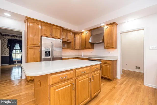a utility room with sink dryer and washer