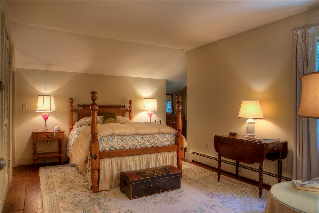 30 Hazard Road Newport, RI 02840 - Photo 29 of 40