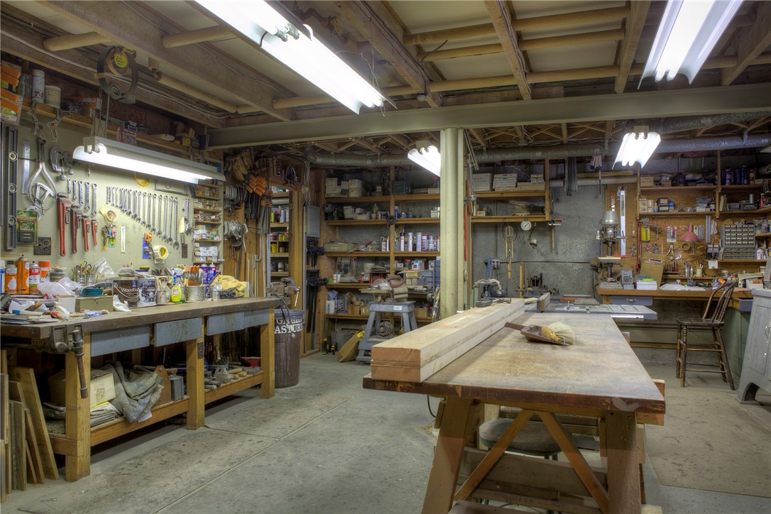 30 Hazard Road Newport, RI 02840 - Photo 35 of 40