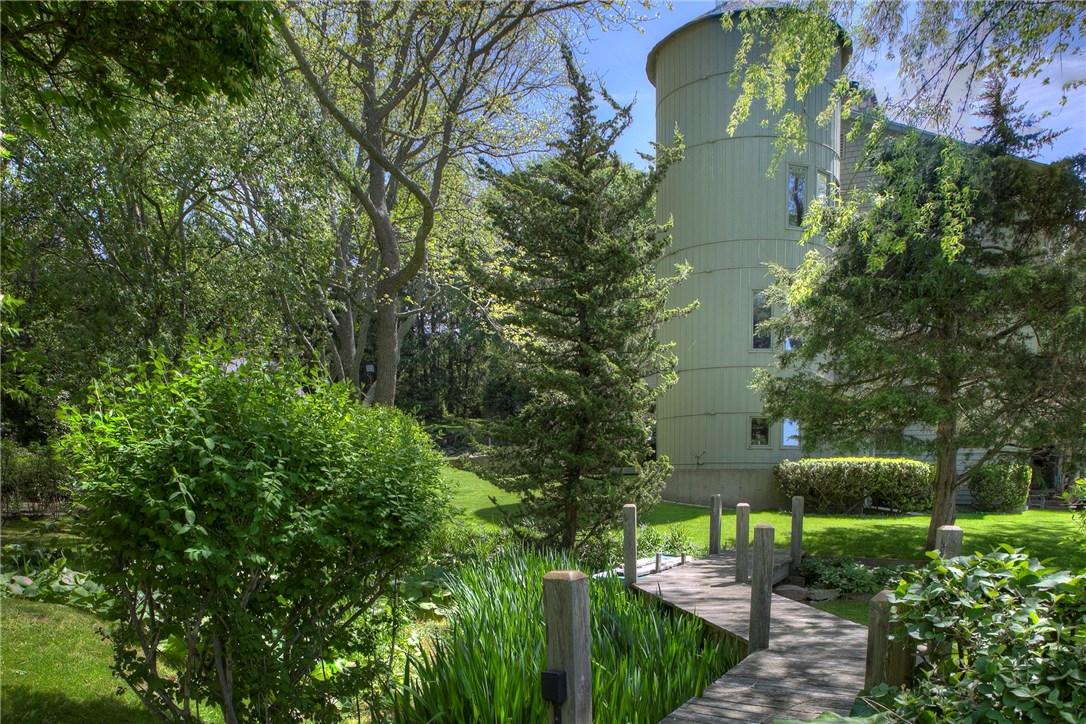 30 Hazard Road Newport, RI 02840 - Photo 37 of 40