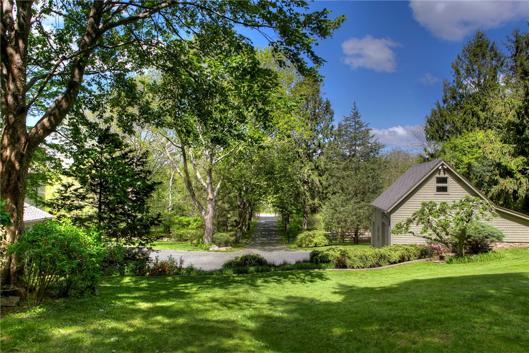 30 Hazard Road Newport, RI 02840 - Photo 38 of 40