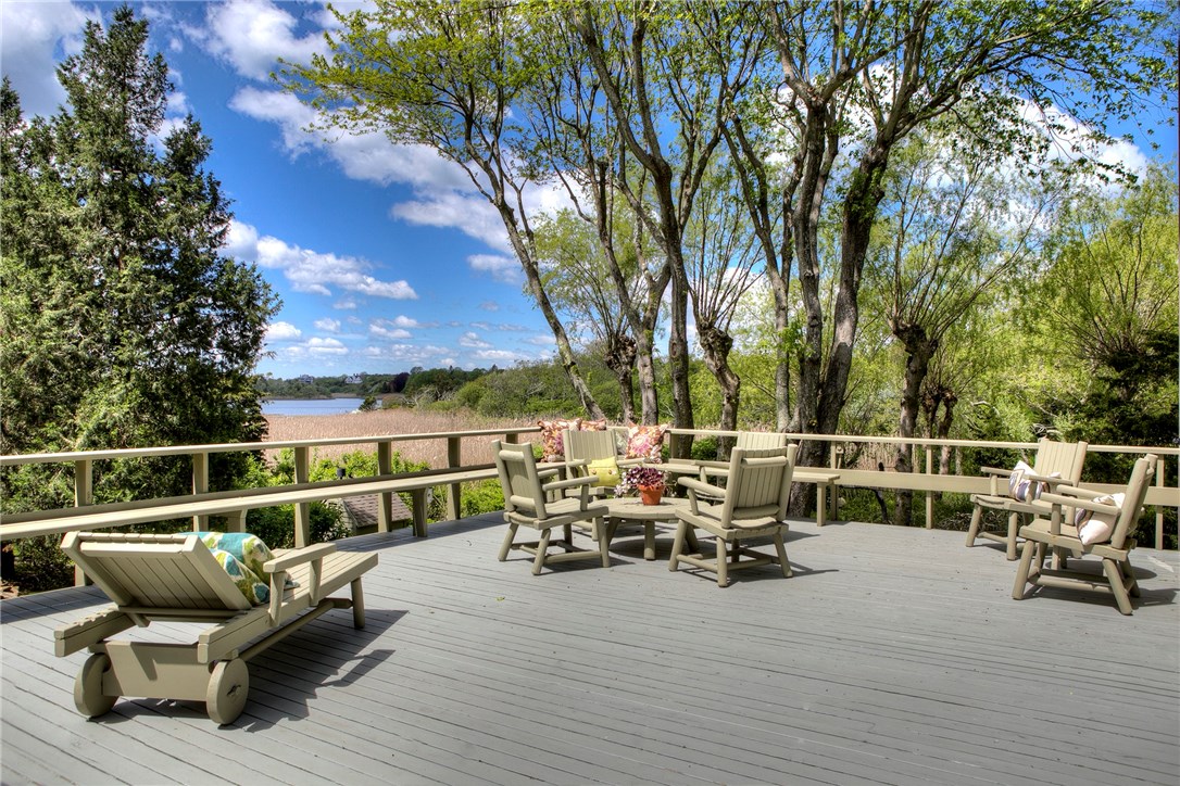 30 Hazard Road Newport, RI 02840 - Photo 7 of 40