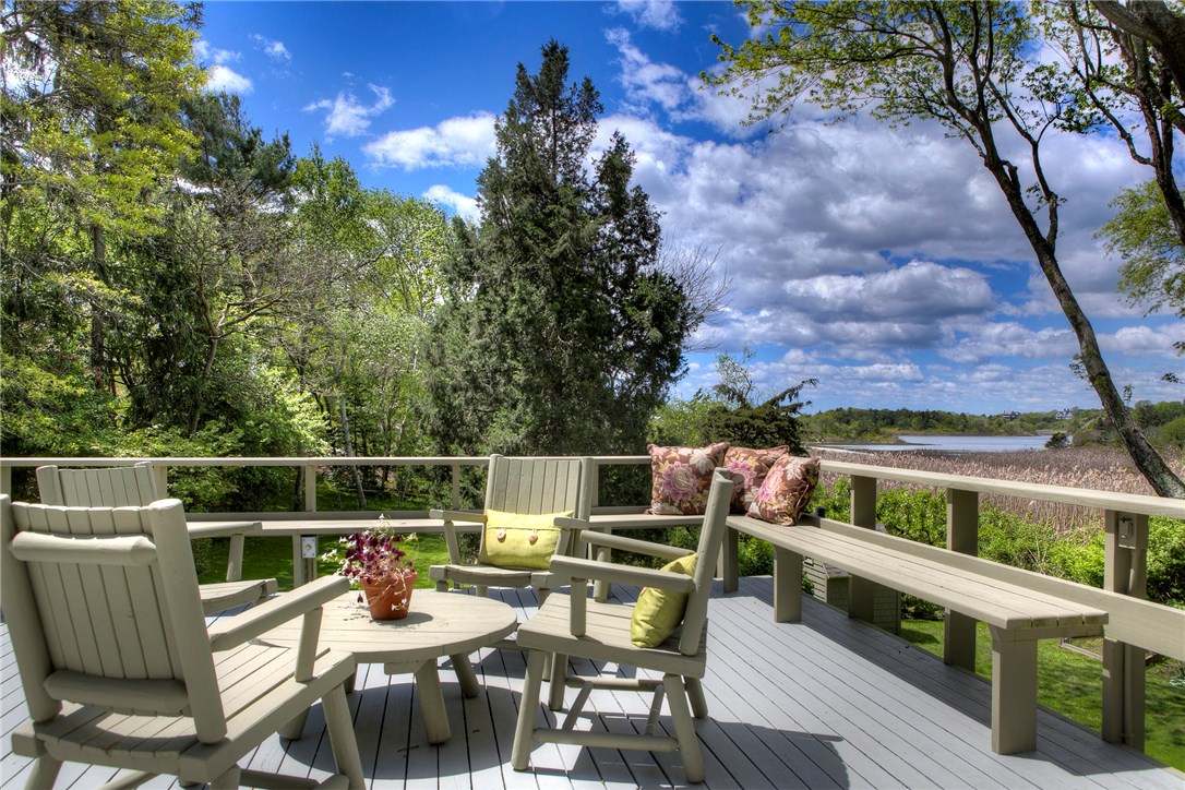 30 Hazard Road Newport, RI 02840 - Photo 8 of 40