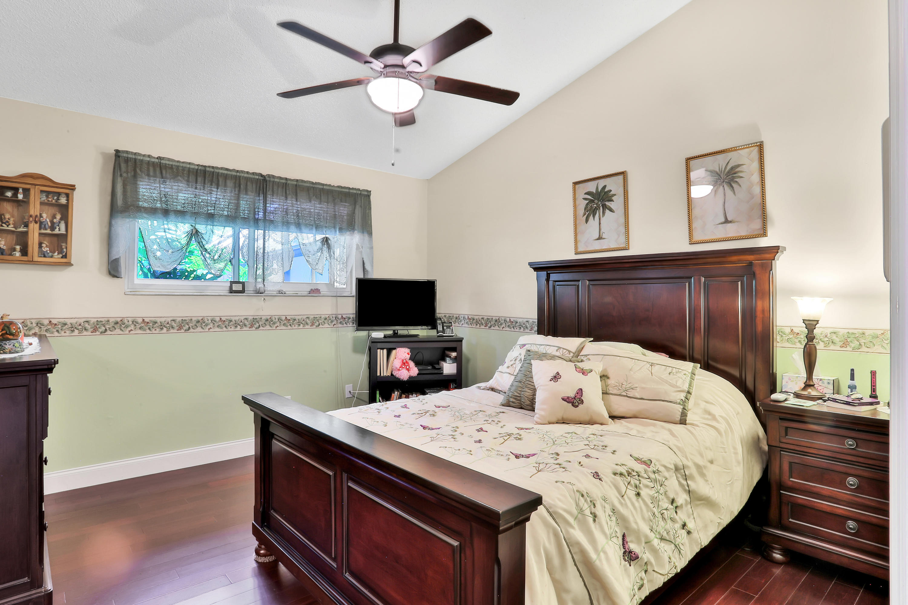 2012 Rothbury Drive Jacksonville, FL 32221 - Photo 13 of 25 1R4A8810