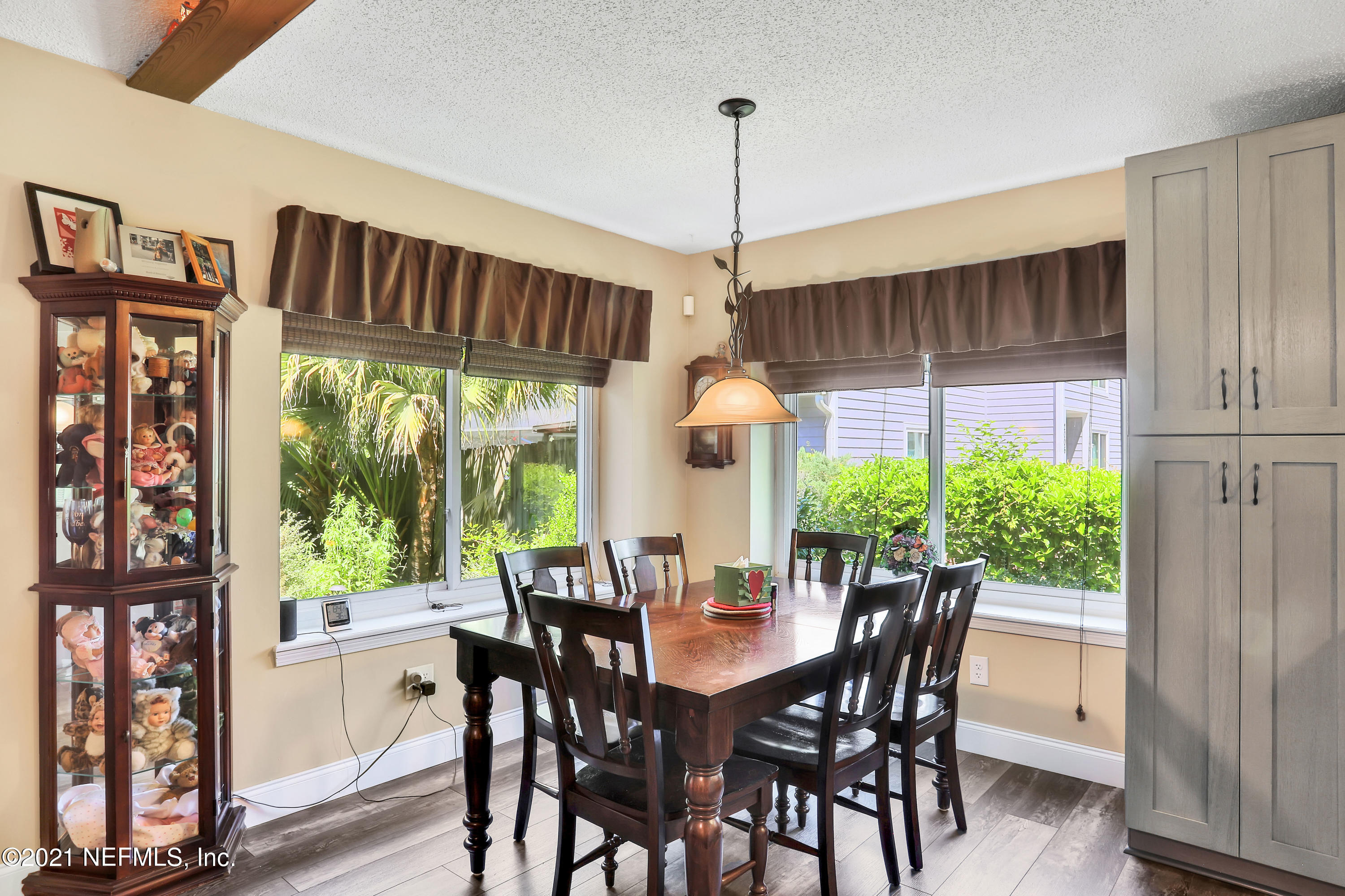 2012 Rothbury Drive Jacksonville, FL 32221 - Photo 9 of 25 1R4A8797
