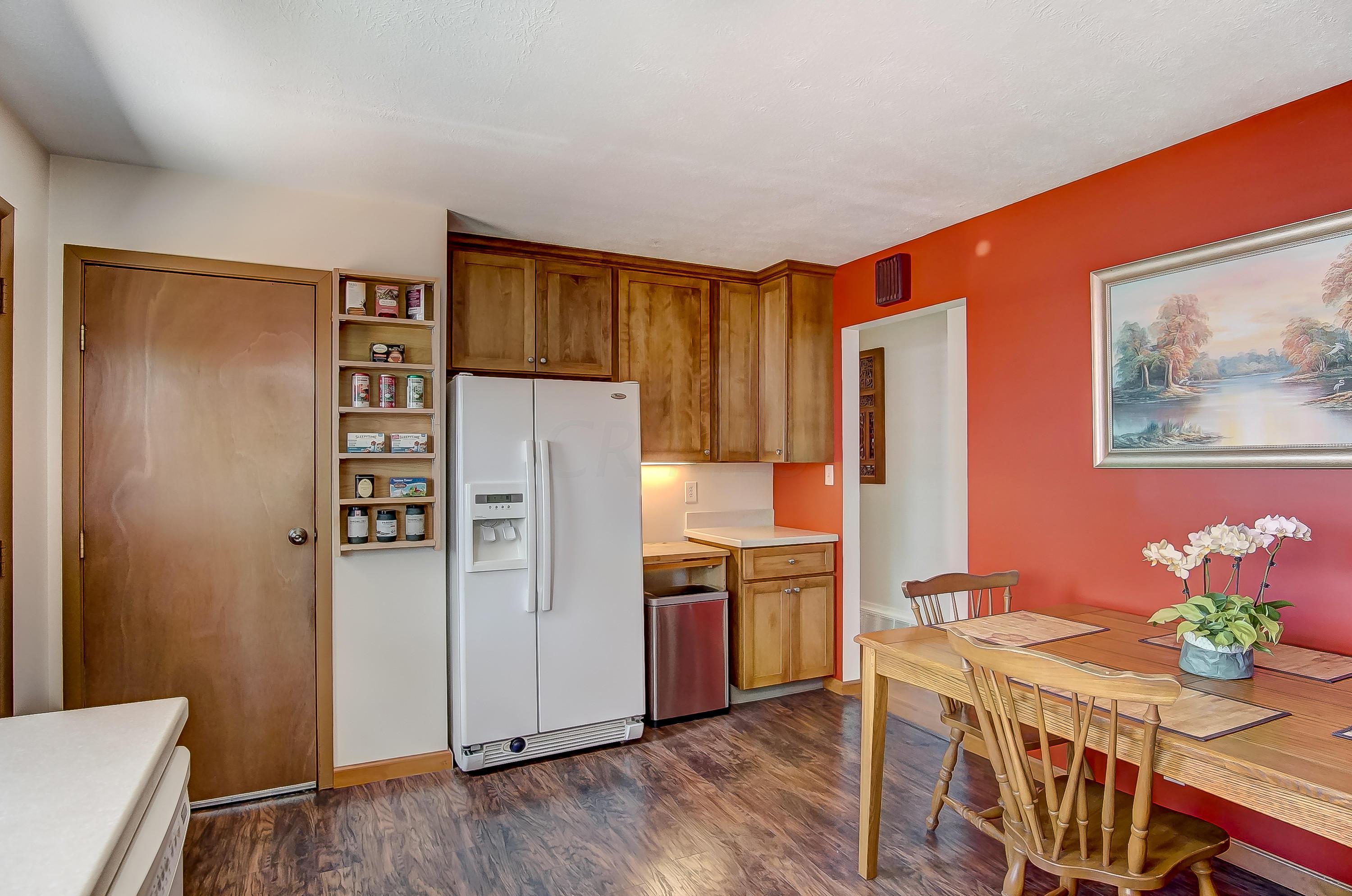 3526 Dempsey Road Westerville, OH 43081 - Photo 9 of 32 Gallery Image 9