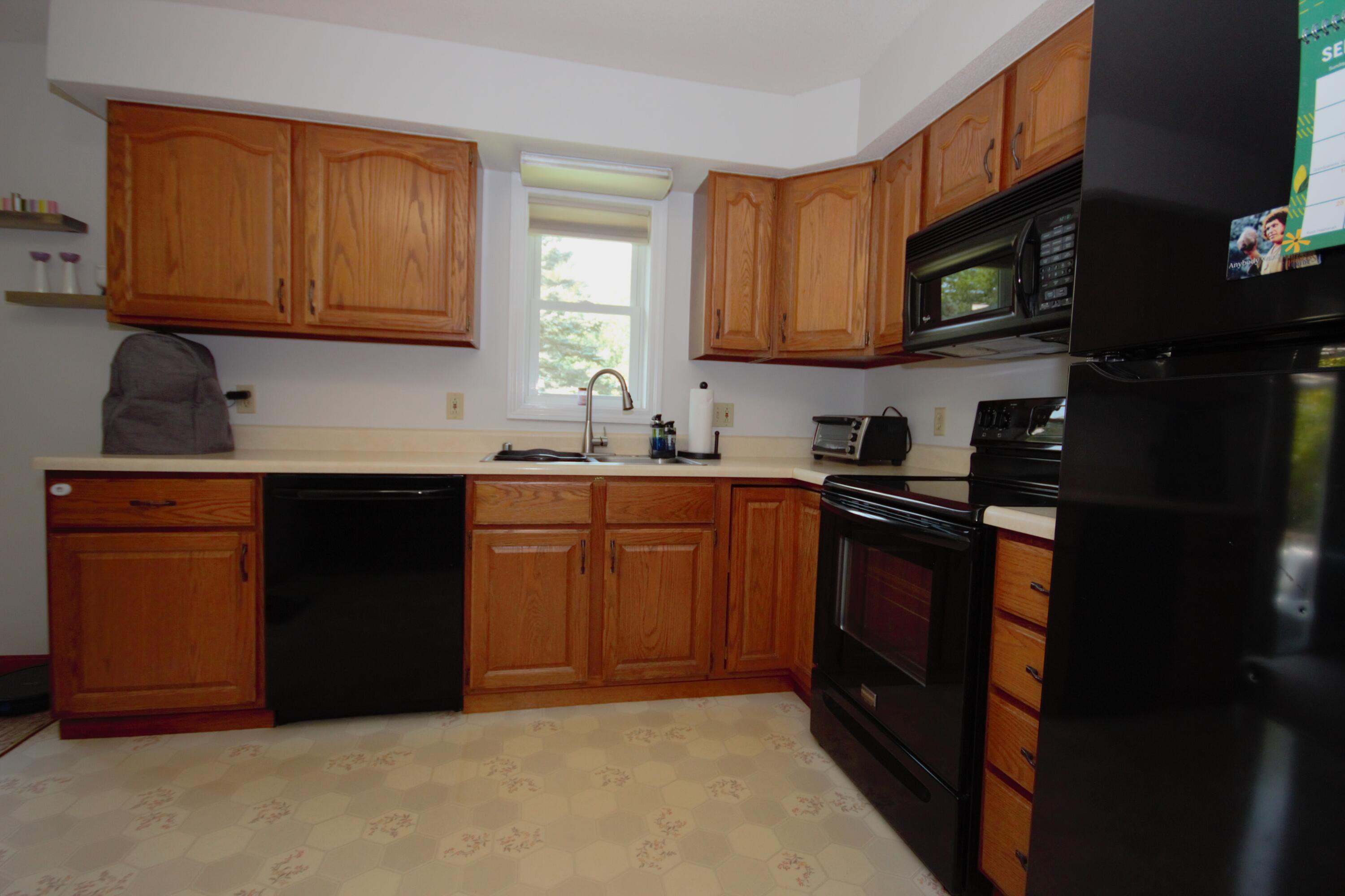1296 Hudson Road Glenburn, ME 04401 - Photo 12 of 36 12