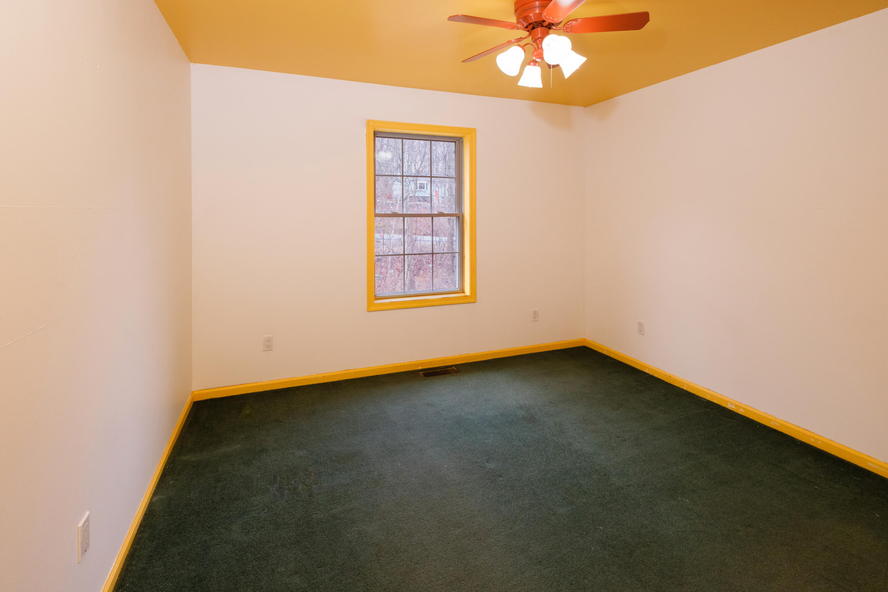 2113 Laurel Ridge Road East Stroudsburg, PA 18302 - Photo 30 of 56 2113LRRKW23