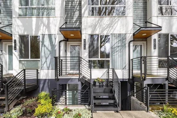 $824,499 | 1816 15th Avenue South, Seattle, WA 98144