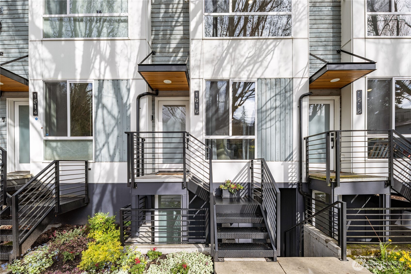 1816 15th Avenue South Seattle, WA 98144 - Photo 1 of 36