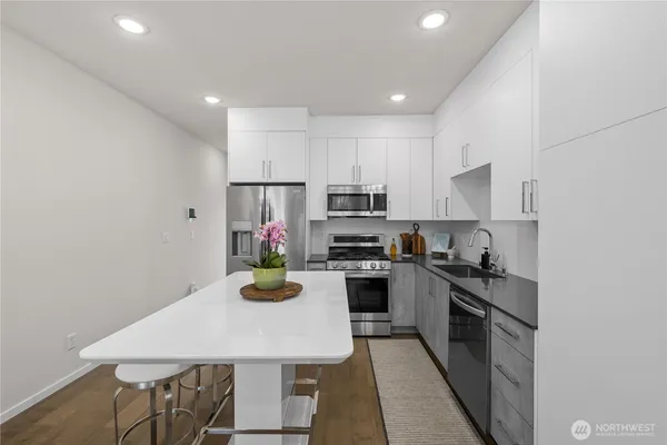 $824,499 | 1816 Ave S 15th Seattle Wa 98144, Seattle, WA 98144