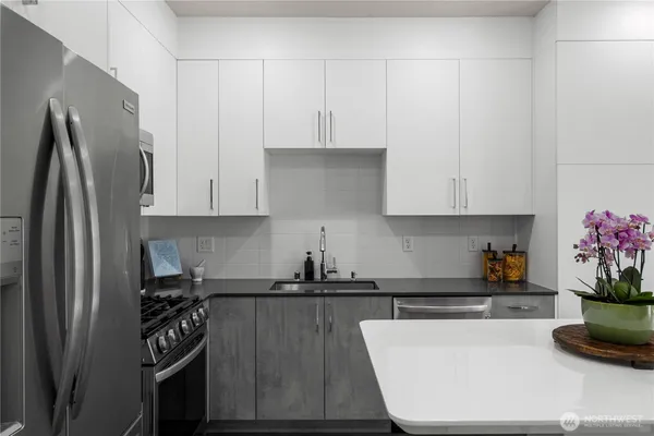 $824,499 | 1816 15th Avenue South, Seattle, WA 98144