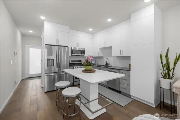 $824,499 | 1816 Ave S 15th Seattle Wa 98144, Seattle, WA 98144