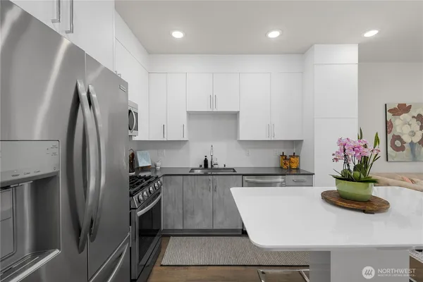 $824,499 | 1816 15th Avenue South, Seattle, WA 98144