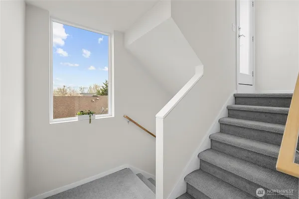 $824,499 | 1816 15th Avenue South, Seattle, WA 98144