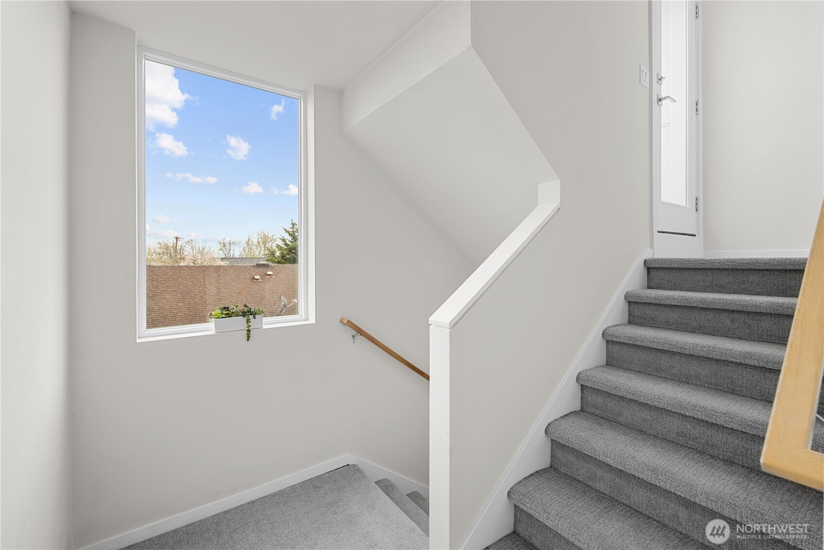 1816 15th Avenue South Seattle, WA 98144 - Photo 23 of 36