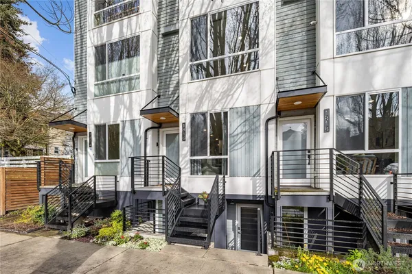 $824,499 | 1816 Ave S 15th Seattle Wa 98144, Seattle, WA 98144