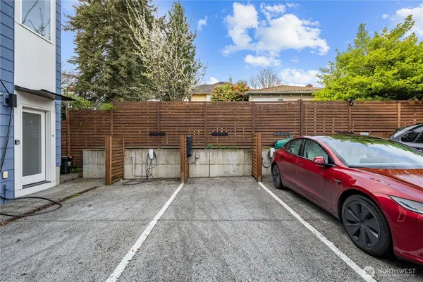 $824,499 | 1816 15th Avenue South, Seattle, WA 98144