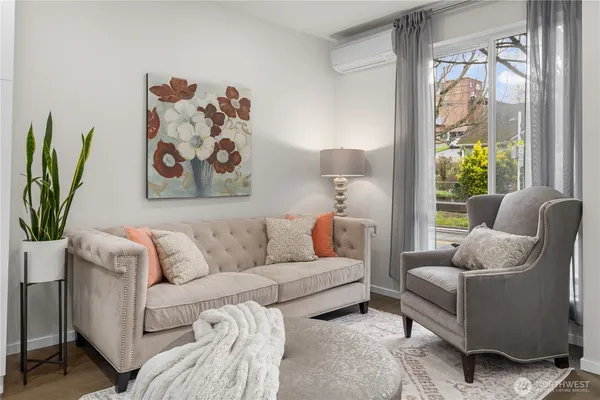 $824,499 | 1816 15th Avenue South, Seattle, WA 98144