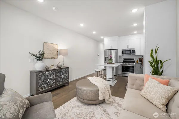 $824,499 | 1816 Ave S 15th Seattle Wa 98144, Seattle, WA 98144