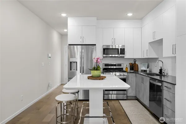 $824,499 | 1816 15th Avenue South, Seattle, WA 98144