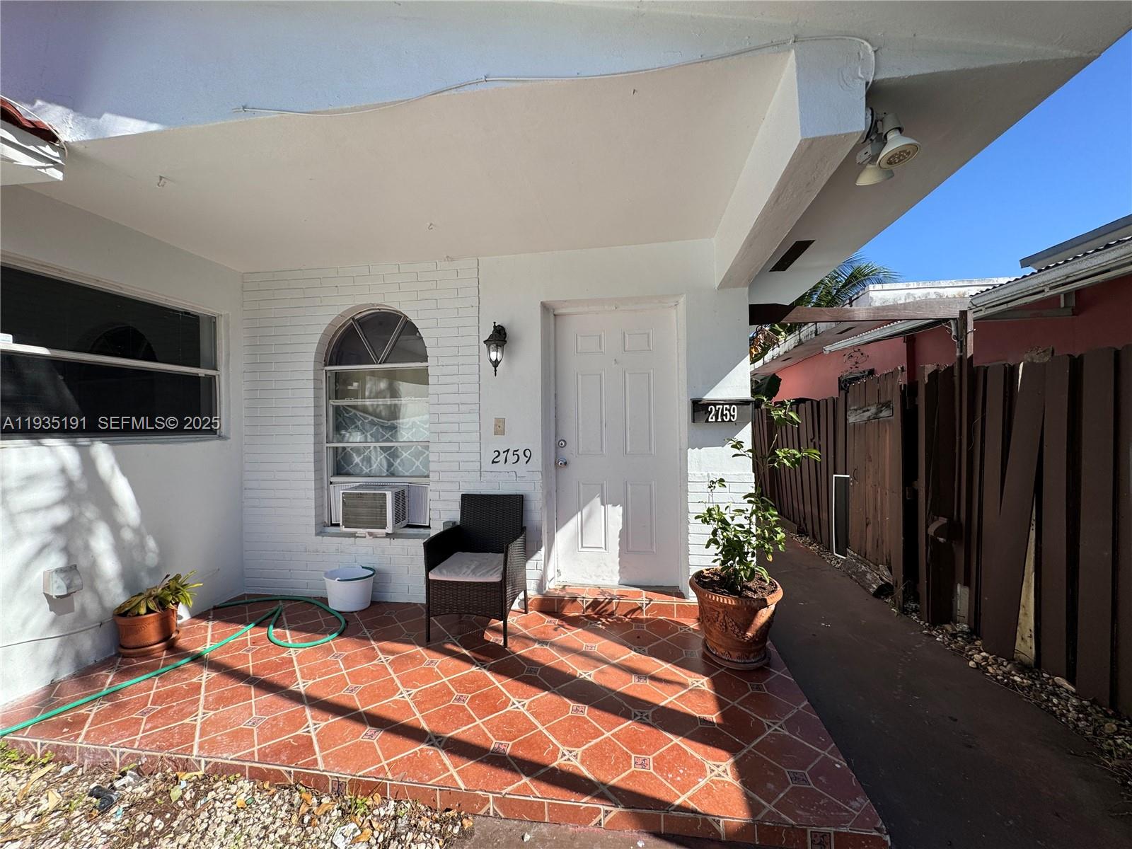 2757 Southwest 34th Avenue Miami, FL 33133 - Photo 3 of 10