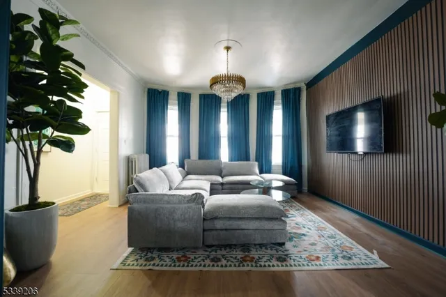 $2,700 | 18 Lowden Street, Unit 1, Elizabeth, NJ 07208